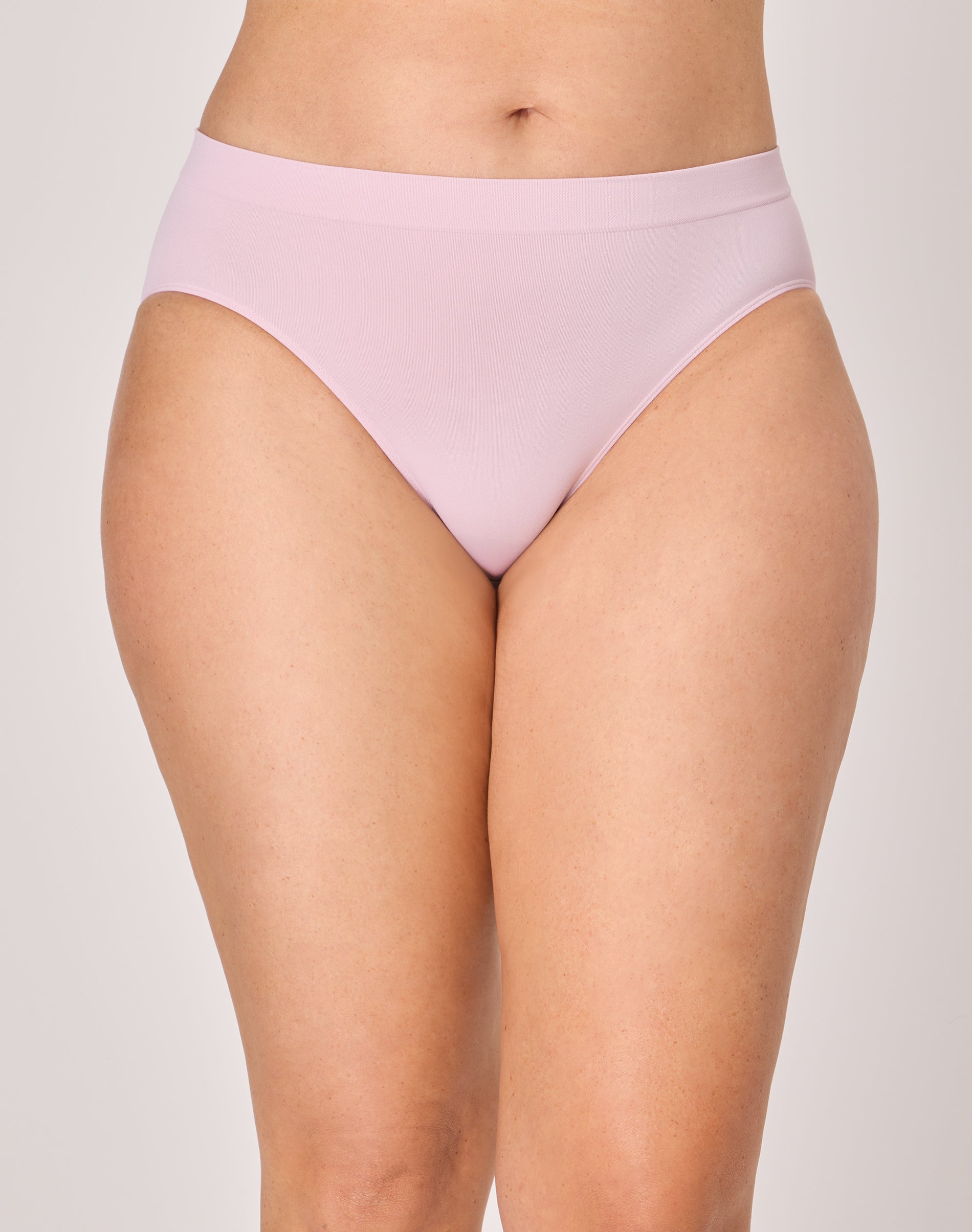 Bali One Smooth U All-Around Smoothing Hi-Cut Panty Raspberry Icing 6 Women's