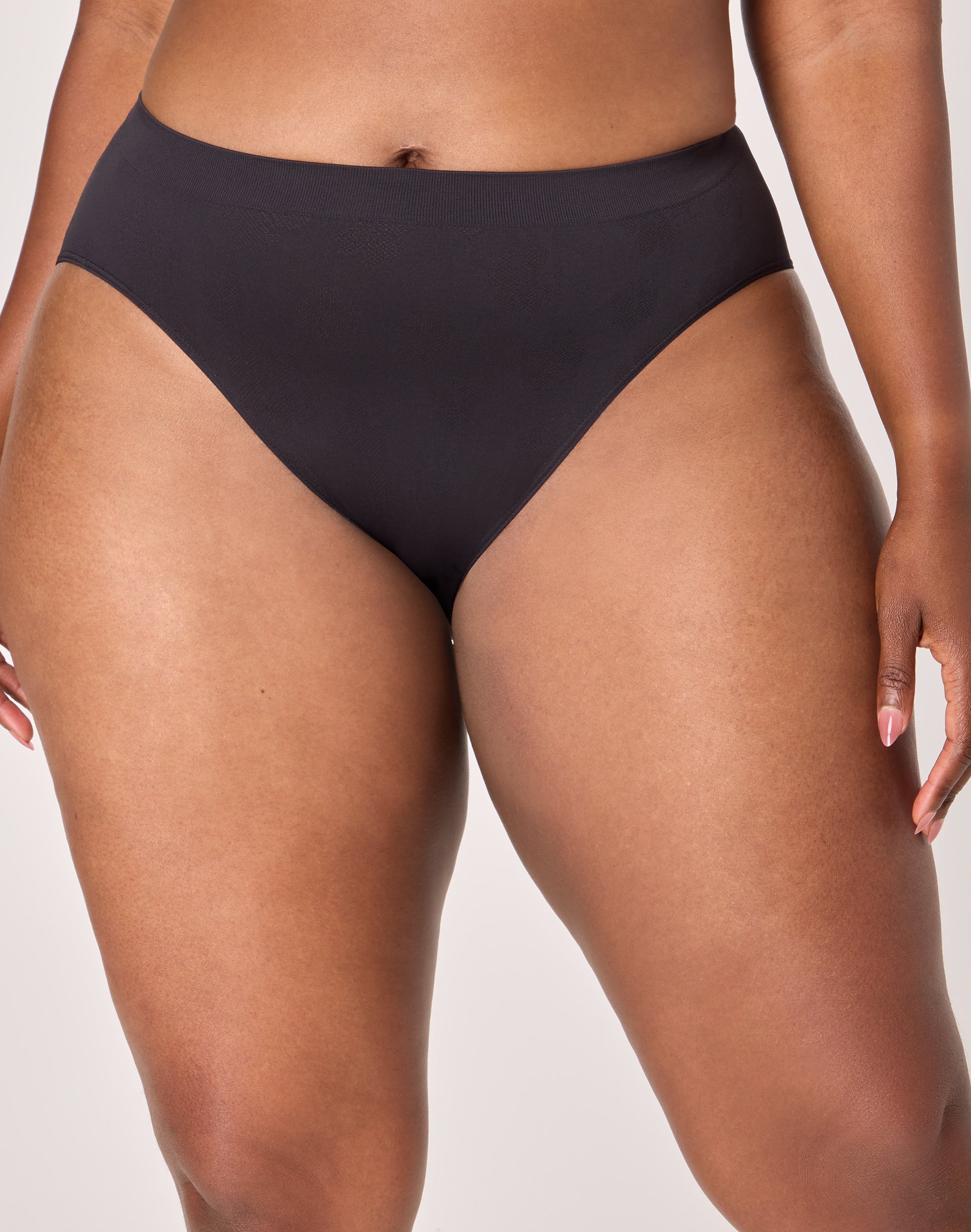 Bali Comfort Revolution Womens Seamless High Cut Panty 303j, 7, Black