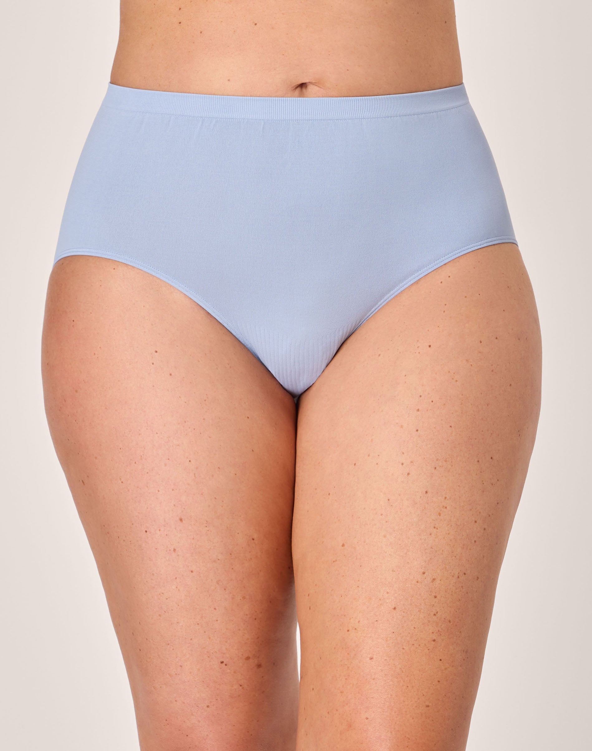 Bali Comfort Revolution Seamless Brief Salty Pepper Grey 7 Women's