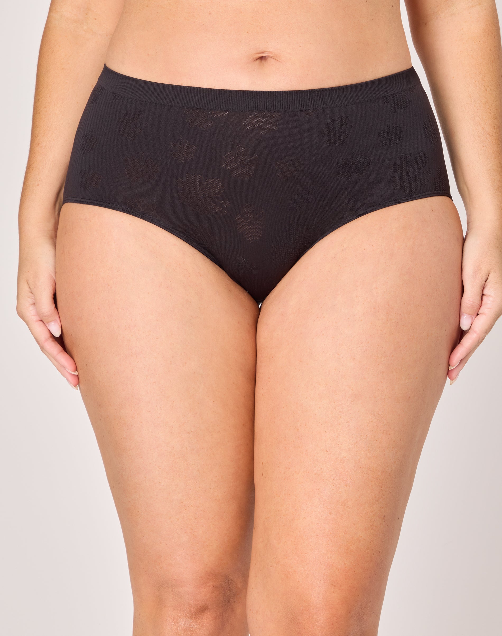Bali Comfort Revolution Womens Average + Full Figure Seamless Cooling Brief Panty 803j, 7, Black