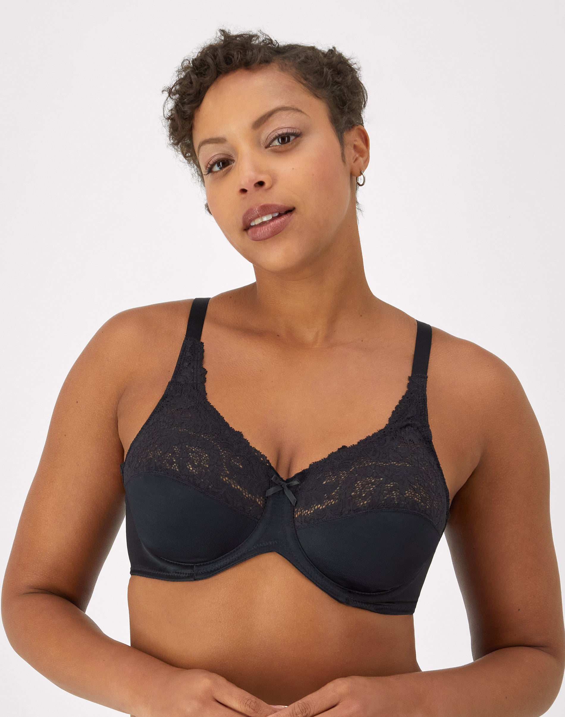 Lilyette by Bali Minimizer Underwire Bra Black 44DDD