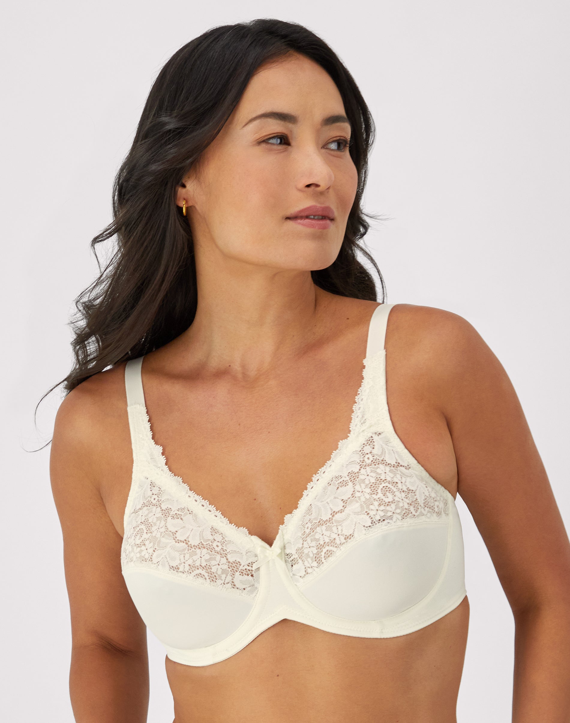 Lilyette by Bali Minimizer Underwire Bra Pearl 44DDD